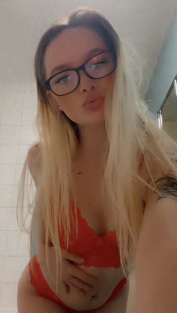 Erotic pussy😍 sexy ❤juicy and most wanted 💦 full service 💯💋