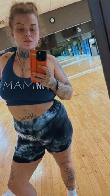 Jenny Jenny available for you fuck me cum to my face mouth or pussy InCall o