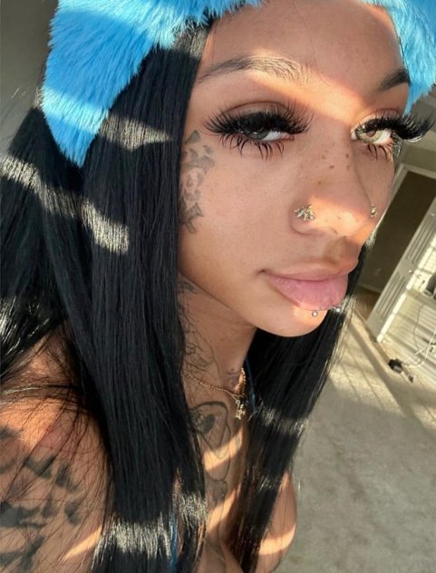 Beverly Snider I’m available now…HMU instagram:beverly_snider1410 SC: beverly_snider — photo 3