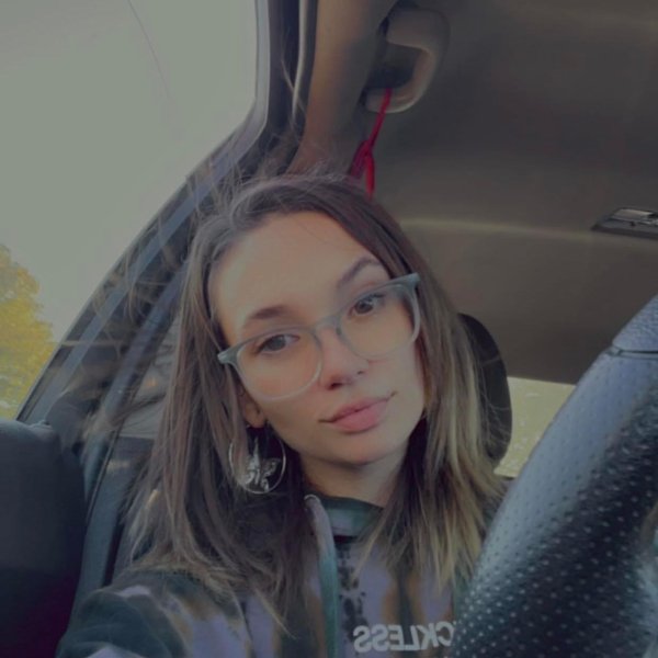 Stella Im available for your service FaceTime fun and sexy my content